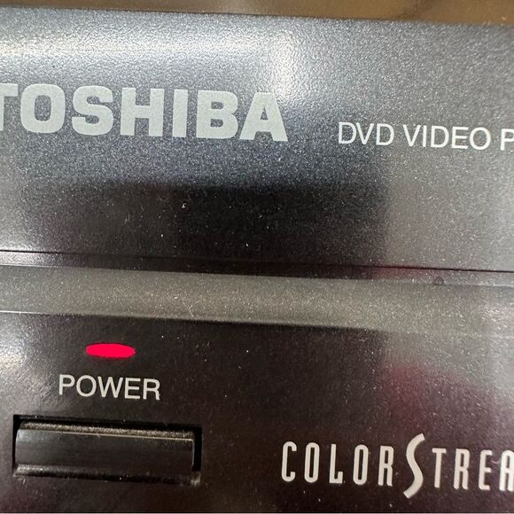 Toshiba DVD player SD-1700 colorstream spatializer dolby digital. - Picture 7 of 8